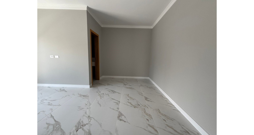 Belo Sobrado de Alto Padrão novo à venda no Bairro do Parque São Domingos na Rua Homero Sales