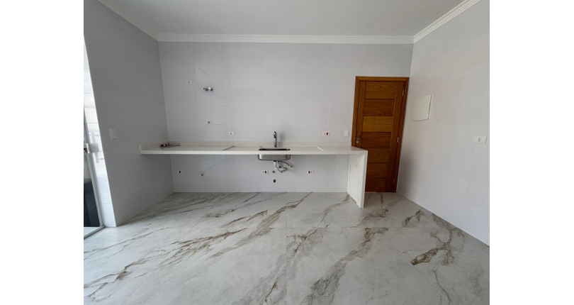 Belo Sobrado de Alto Padrão novo à venda no Bairro do Parque São Domingos na Rua Homero Sales