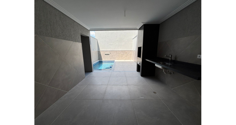 Belo Sobrado de Alto Padrão novo à venda no Bairro do Parque São Domingos na Rua Homero Sales