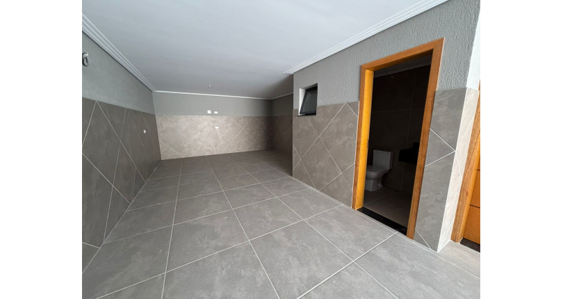 Belo Sobrado de Alto Padrão novo à venda no Bairro do Parque São Domingos na Rua Homero Sales