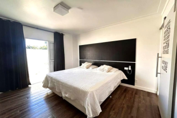 Belo Sobrado à venda no Bairro do Jardim Líbano na Rua João de Almeida e Silva,