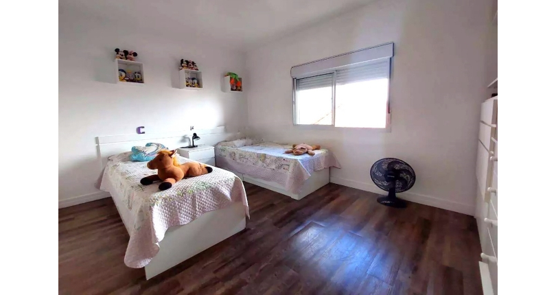 Belo Sobrado à venda no Bairro do Jardim Líbano na Rua João de Almeida e Silva,