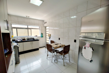 Bela Casa à venda no Bairro da Vila Barreto na Rua Jose Albano,