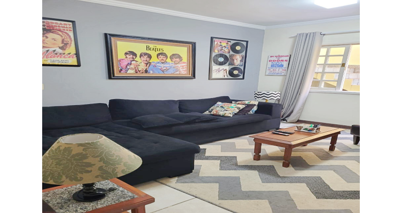 Belo Sobrado à venda no Bairro do City America na Rua Dinah Silveira de Queiroz,