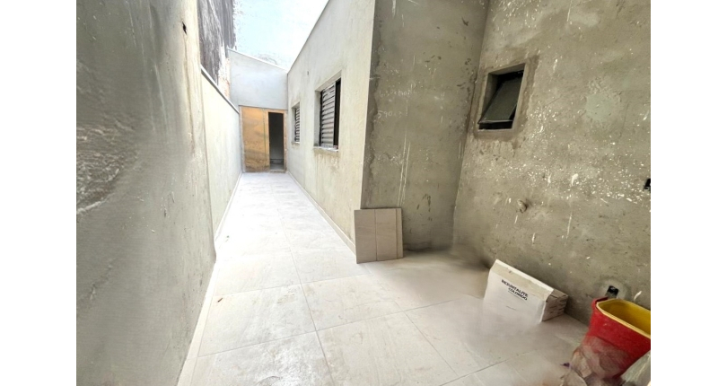 Sobrado em construção à venda no Bairro do Jardim Bandeirantes (Zona Norte) 