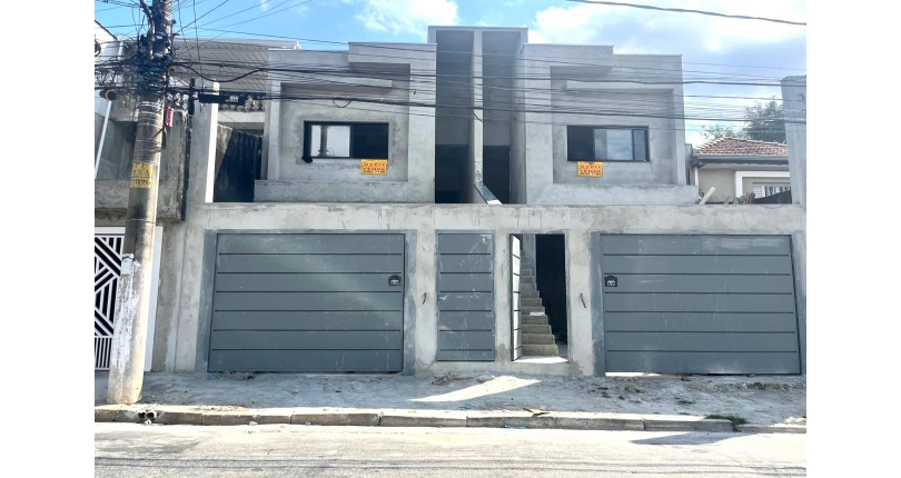 Sobrado em construção à venda no Bairro do Jardim Bandeirantes (Zona Norte) 