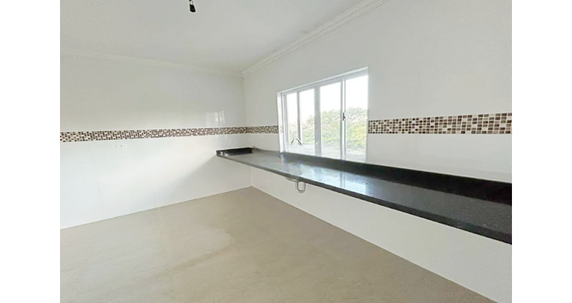 Sobrado novo à venda no Bairro da Chácara Inglesa na Rua Antônio Carlos Ferreira 152