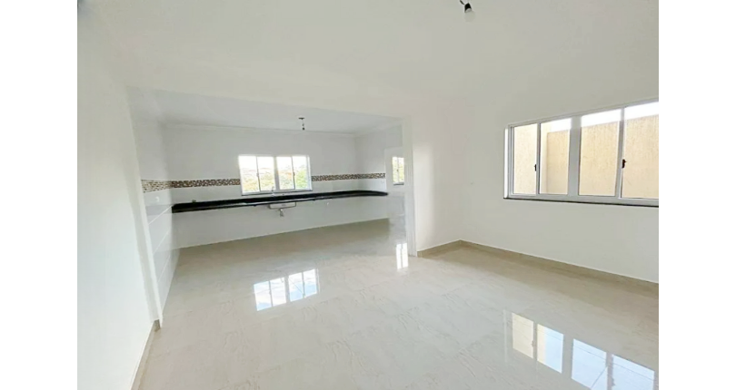 Sobrado novo à venda no Bairro da Chácara Inglesa na Rua Antônio Carlos Ferreira 152