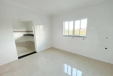 Belo Sobrado novo à venda no Bairro da Chácara Inglesa na Rua Antônio Carlos Ferreira 156