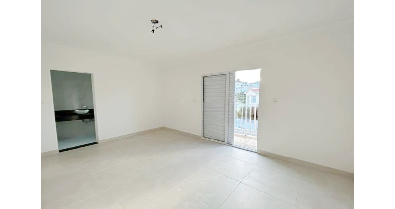 Belo Sobrado novo à venda no Bairro da Chácara Inglesa na Rua Antônio Carlos Ferreira 156