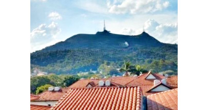 Sobrado à venda Rua Desembargador Raphael Fleury Ferraz de Sampaio, Conjunto Residencial Vista Verde - Imóveis à Venda
