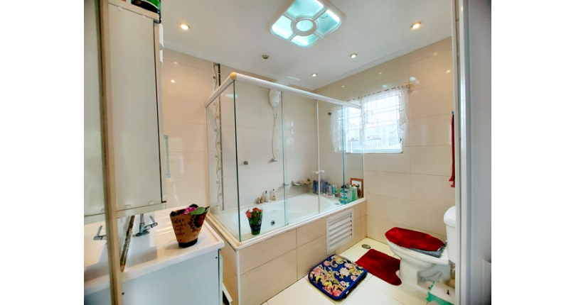 Sobrado à venda Rua Desembargador Raphael Fleury Ferraz de Sampaio, Conjunto Residencial Vista Verde - Imóveis à Venda