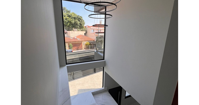 O mais Lindo Sobrado novo à venda no Bairro do Parque São Domingos na Rua Antônio Carlos Pereira