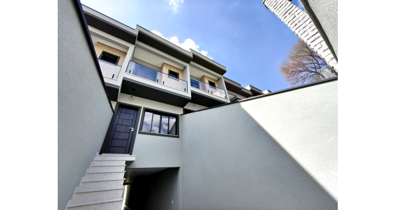 Lindo Sobrado novo à venda no Bairro do Jardim Maristela na Rua Coronel Augusto Machado 324