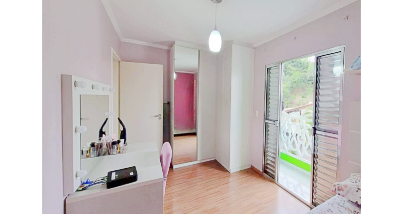 Belo Sobrado à venda no Bairro do Parque Nações Unidas na Rua Antônio de Cabezon