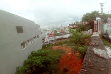 Terreno à venda no Bairro da Ayrosa na Rua Pardal,