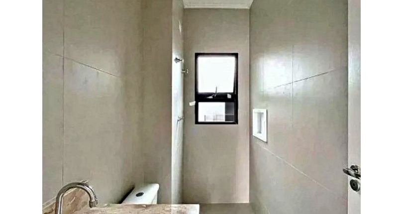 Sobrado à venda Rua Dona Maria Angélica, 513, Ayrosa - Imóveis à Venda