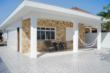 Casa térrea à venda em Itanhaém no Jardim Grandesp 