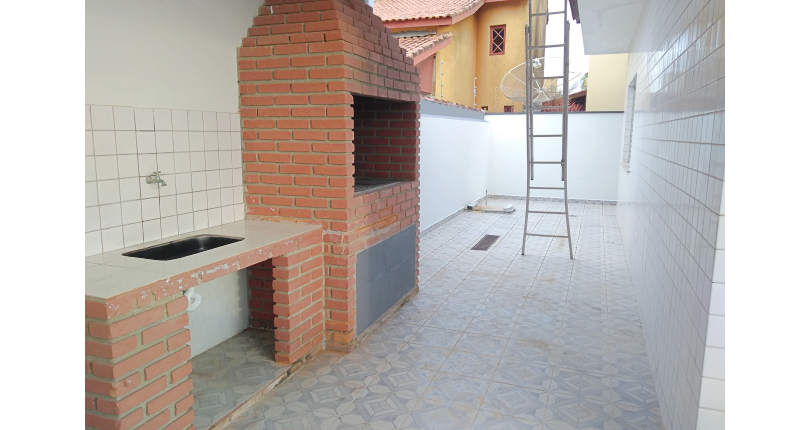 Casa térrea à venda em Itanhaém no Jardim Grandesp 