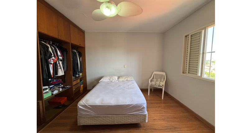 Sobrado à venda Rua Professor Benedito Alarico de Castro Borelli, Parque São Domingos - Imóveis à Venda