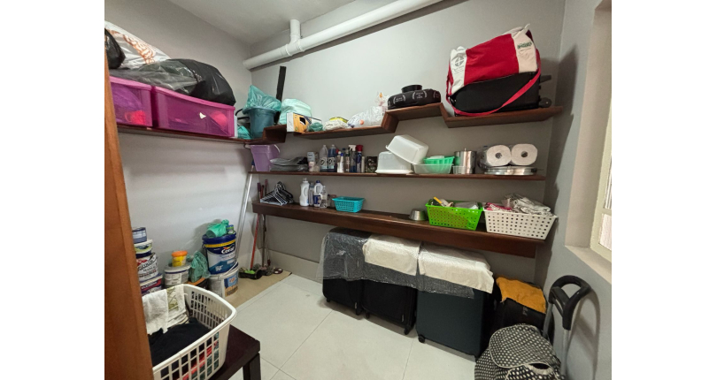 Sobrado à venda Rua Professor Benedito Alarico de Castro Borelli, Parque São Domingos - Imóveis à Venda