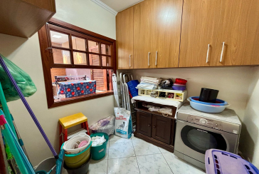 Belo Sobrado à venda no Bairro do Parque São Domingos na Rua Doutor Odon Carlos de Figueiredo Ferraz