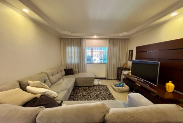 Belo Sobrado à venda no Bairro do Parque São Domingos na Rua Doutor Odon Carlos de Figueiredo Ferraz