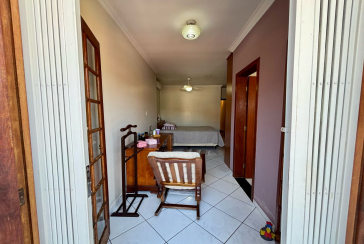 Belo Sobrado à venda no Bairro do Parque São Domingos na Rua Doutor Odon Carlos de Figueiredo Ferraz