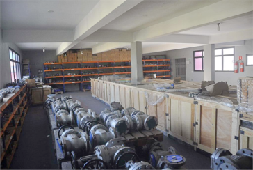 Oportunidade: Galpão à venda no Bairro do Jardim Santo Elias na Avenida Mutinga