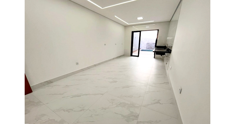 Lindo Sobrado Novo à venda Bairro do Parque São Domingos na Avenida General Charles de Gaulle 448,