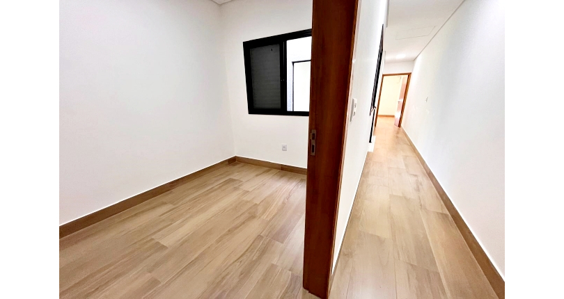 Sobrado à venda Avenida General Charles de Gaulle, 450, Parque São Domingos - Imóveis à Venda