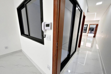 Lindo Sobrado Novo à venda Bairro do Parque São Domingos na Avenida General Charles de Gaulle 446, 