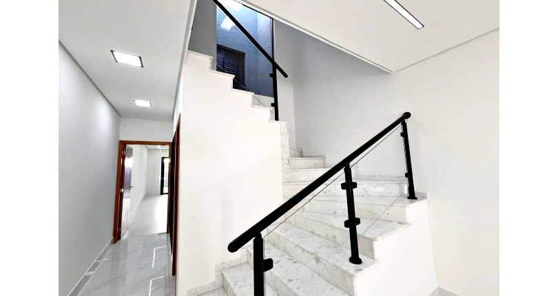 Lindo Sobrado Novo à venda Bairro do Parque São Domingos na Avenida General Charles de Gaulle 446, 