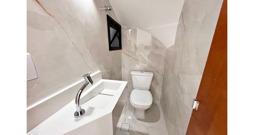 Lindo Sobrado Novo à venda Bairro do Parque São Domingos na Avenida General Charles de Gaulle 446, 