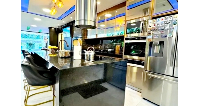 Linda Casa Térrea à venda no Bairro do City América na Rua Engenheiro Jayme Rocha Pereira,