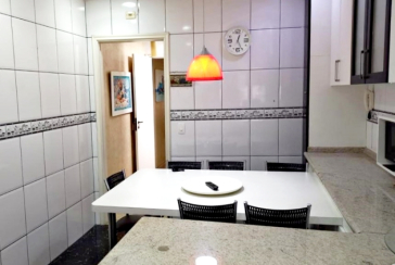 Belo Sobrado à venda no Bairro da Vila Palmeiras na Rua Matias Pacheco,