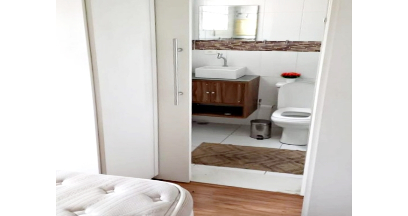 Belo Sobrado à venda no Bairro da Vila Palmeiras na Rua Matias Pacheco,