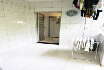 Bom Sobrado à venda no Bairro do Parque Nações Unidas na Rua Ciríaco Jimenez,