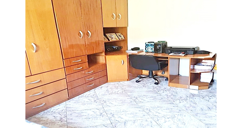 Bom Sobrado à venda no Bairro do Parque Nações Unidas na Rua Ciríaco Jimenez,