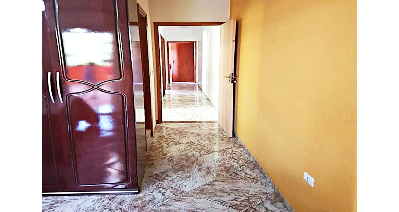 Bom Sobrado à venda no Bairro do Parque Nações Unidas na Rua Ciríaco Jimenez,