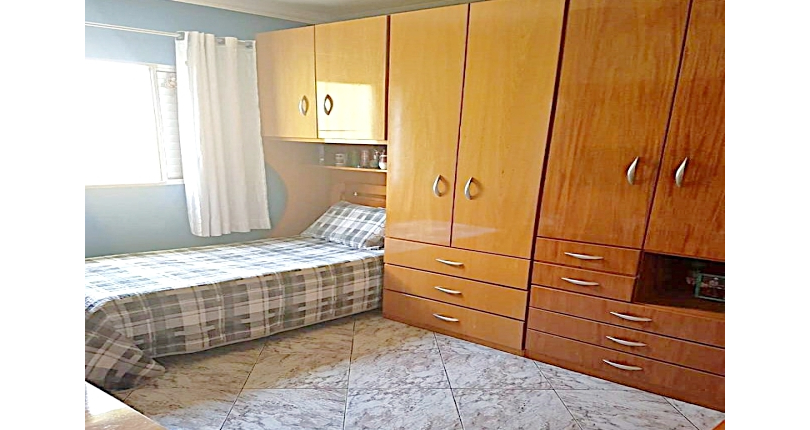 Bom Sobrado à venda no Bairro do Parque Nações Unidas na Rua Ciríaco Jimenez,