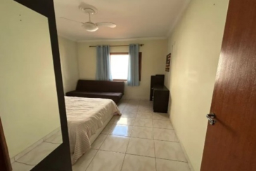 Belo Sobrado à venda no Bairro do Jardim Regina na Rua Engenheiro Marcílio Cardoso,