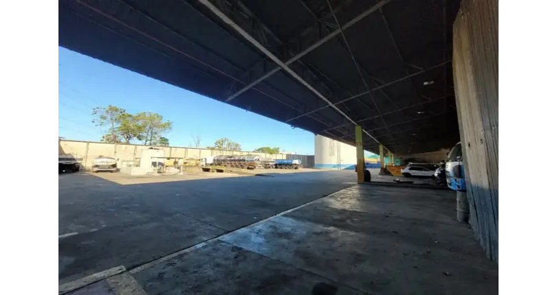 Lindo Galpão à venda no Bairro da Vila Guilherme na Rua São Quirino
