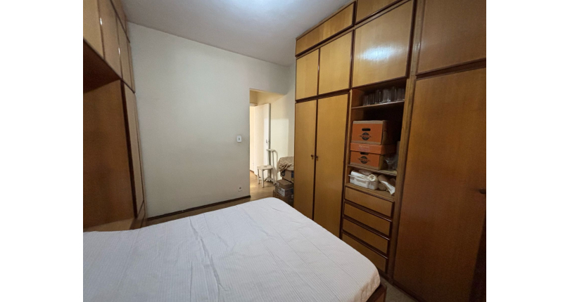 Casa à venda no Bairro do Parque São Domingos na Avenida General Charles de Gaulle