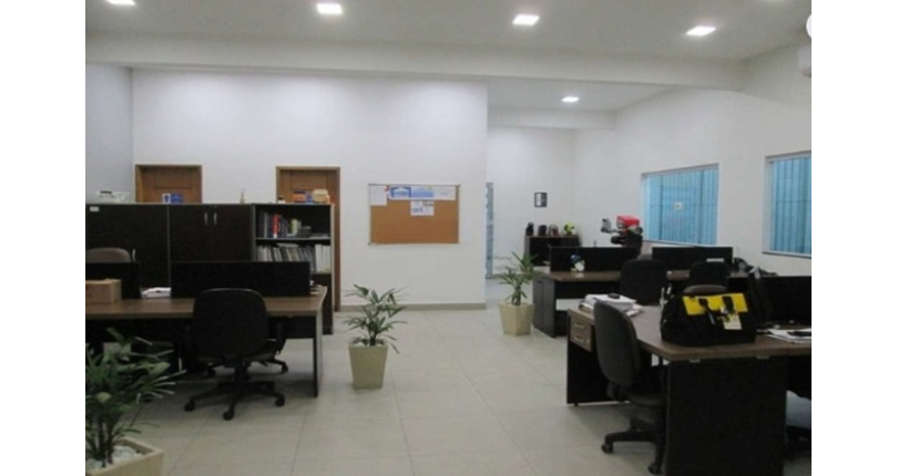 Ótimo Galpão Industrial à venda no Bairro do Jardim na Avenida Elísio Cordeiro de Siqueira, 