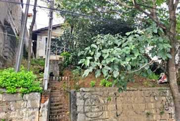 Terreno à venda no Bairro da Vila Mangalot na Rua Joaquim Oliveira Freitas, 