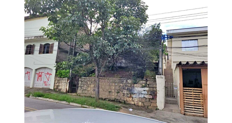 Terreno à venda no Bairro da Vila Mangalot na Rua Joaquim Oliveira Freitas, 