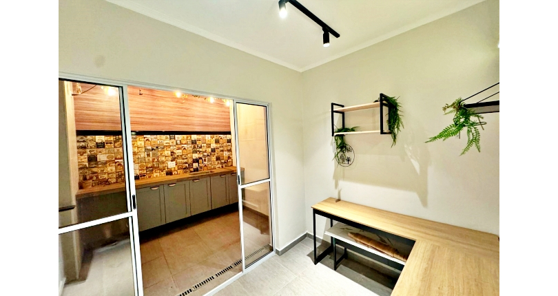 Sobrado à venda no Bairro da Chácara Inglesa na Rua Soldado João de Oliveira,