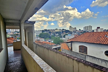 Sobrado à venda no Bairro do Jardim Mangalot na Rua Manoel Ferreira Barbosa,