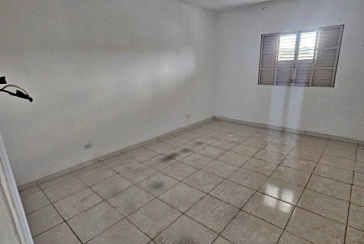 Sobrado à venda no Bairro do Jardim Mangalot na Rua Manoel Ferreira Barbosa,